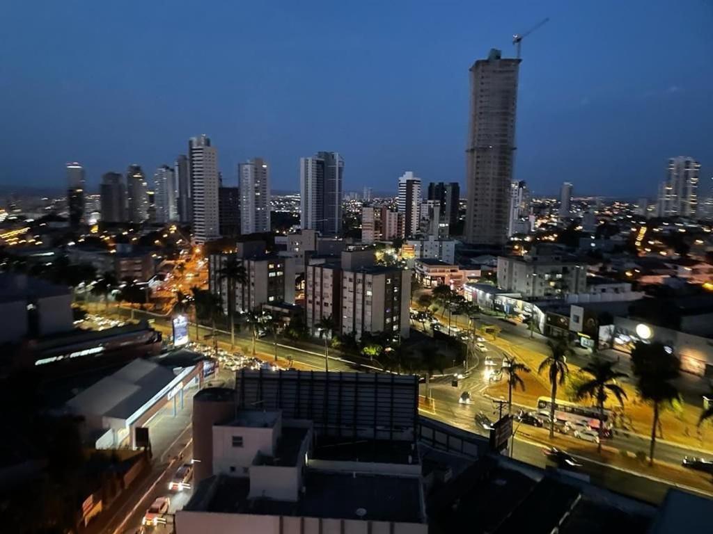 Suite Luxuosa Com Cozinha Blend Smart 1356 Goiania Luaran gambar